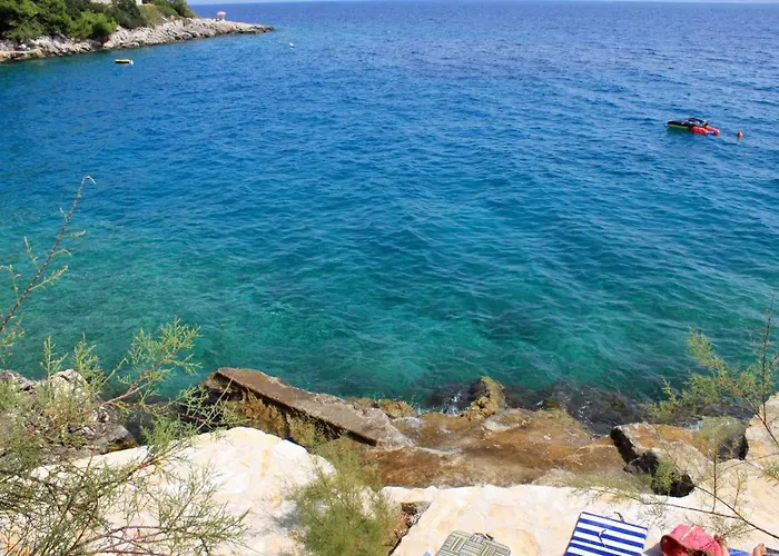 With Parking Space Rastici, Ciovo - 17276 *