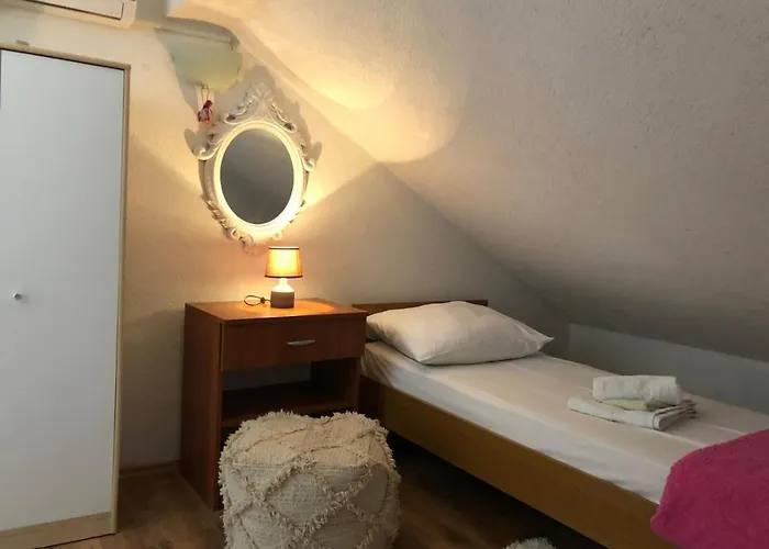 Apartment With Parking Space Rastici, Ciovo - 17276